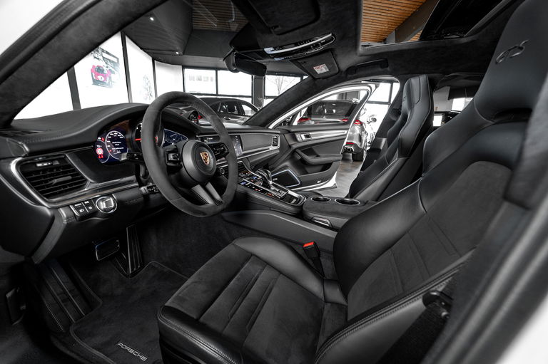 Porsche Panamera GTS