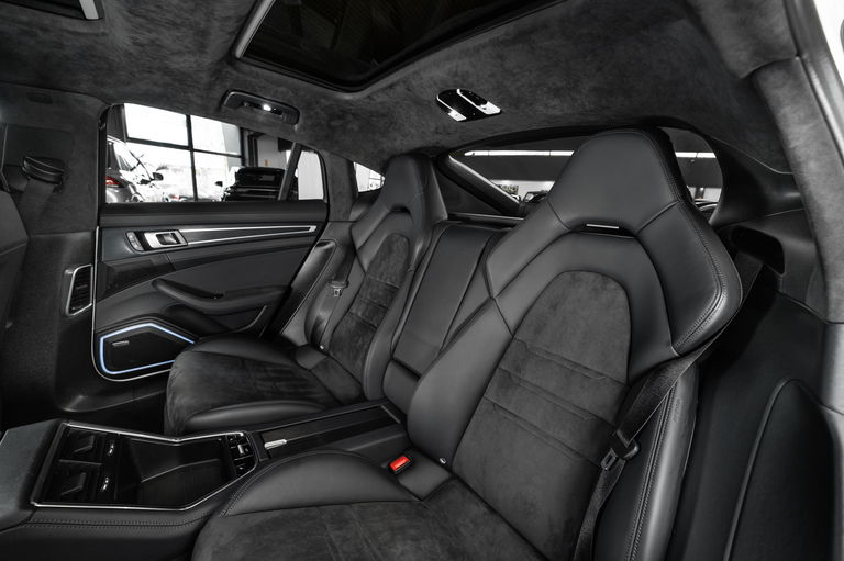 Porsche Panamera GTS