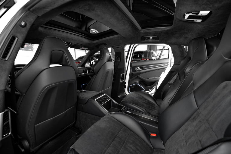 Porsche Panamera GTS