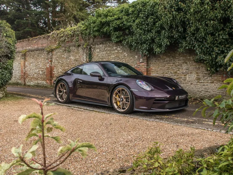 Porsche 992 GT3 Touring