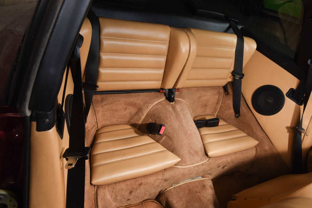 Porsche 911 Carrera 3.2 (US)
