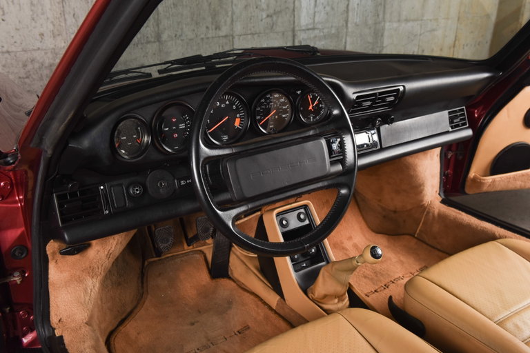 Porsche 911 Carrera 3.2 (US)