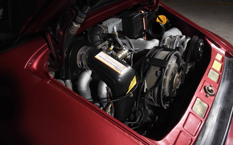 Porsche 911 Carrera 3.2 (US)