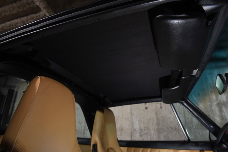 Porsche 911 Carrera 3.2 (US)