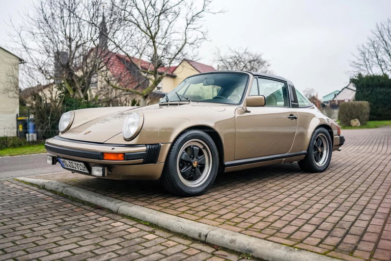 Porsche 911 SC