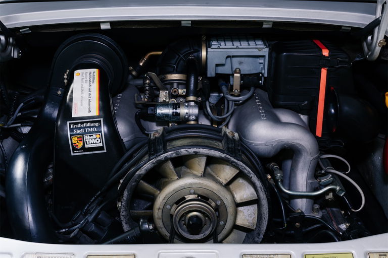 Porsche 911 Carrera 3.2 Speedster