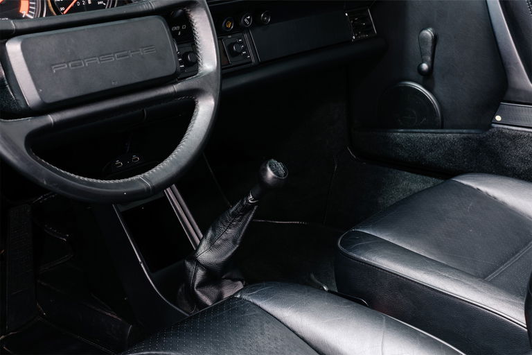 Porsche 911 Carrera 3.2 Speedster