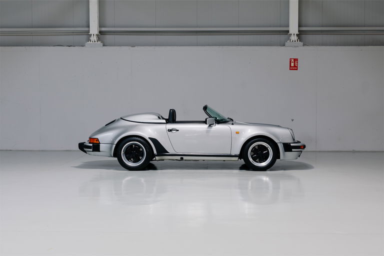 Porsche 911 Carrera 3.2 Speedster