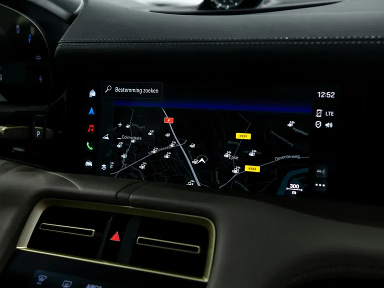 Porsche Taycan Turbo S Sport Turismo