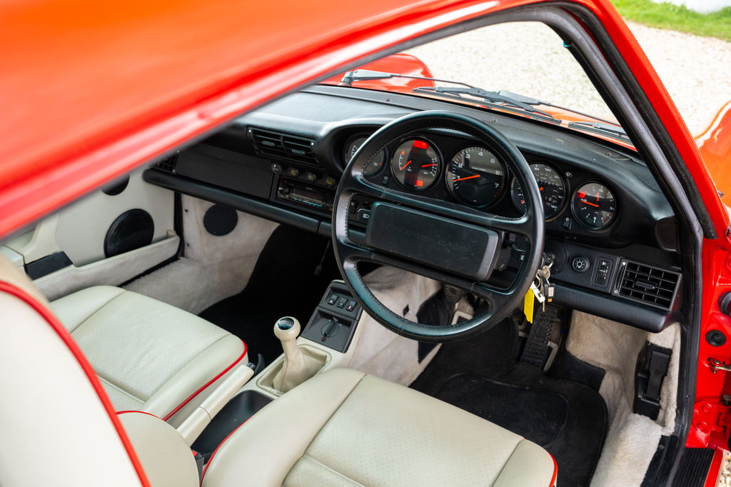 Porsche 964 Carrera 2