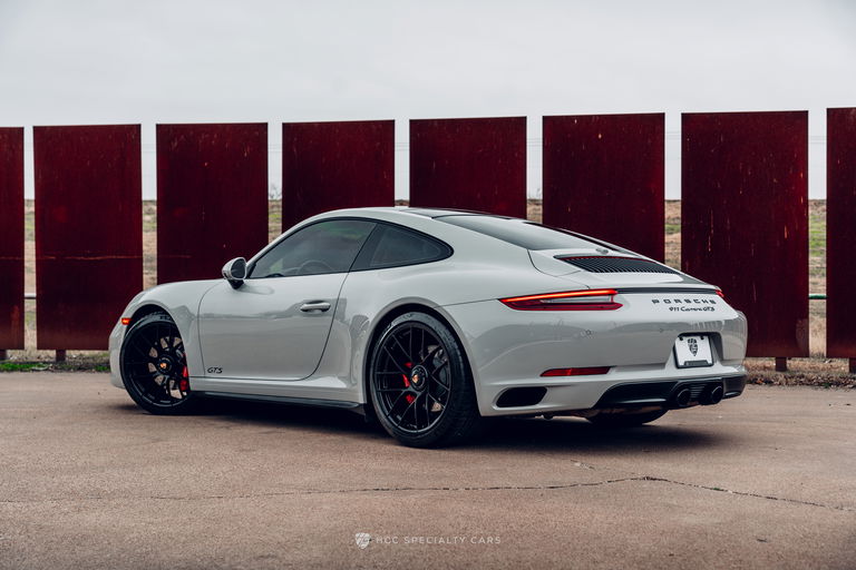 Porsche 991.2 Carrera GTS