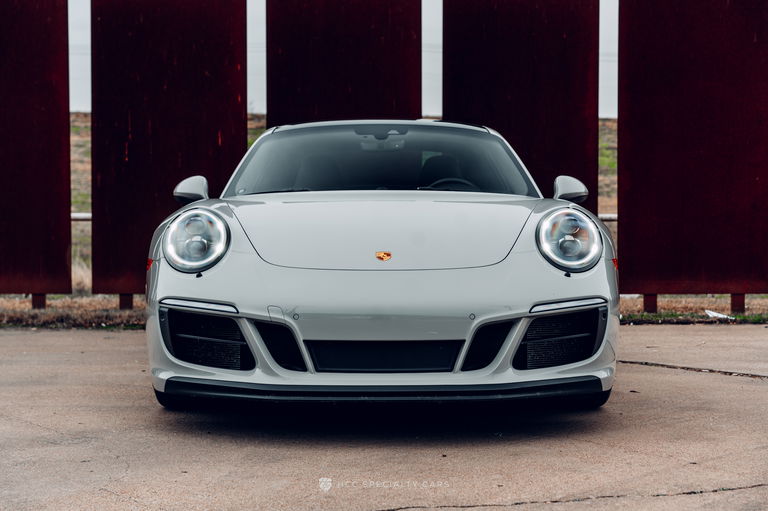 Porsche 991.2 Carrera GTS
