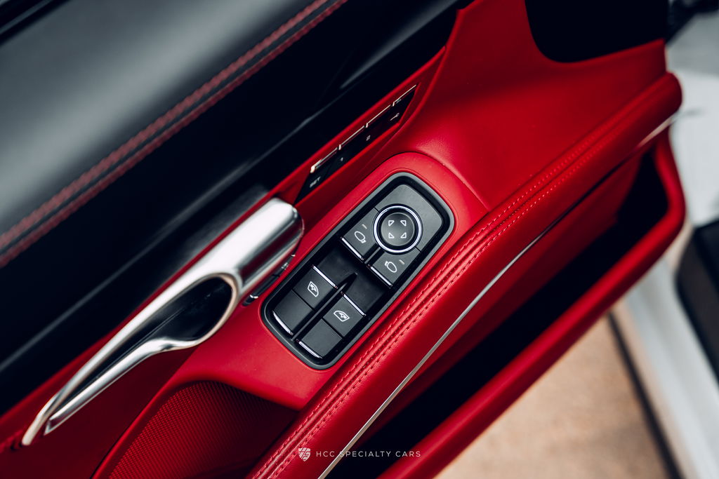 Porsche 991.2 Carrera GTS