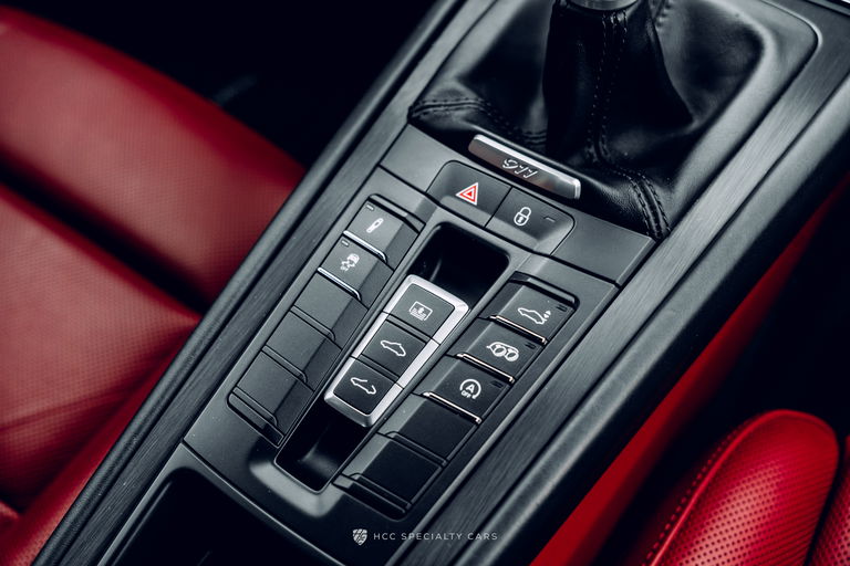 Porsche 991.2 Carrera GTS