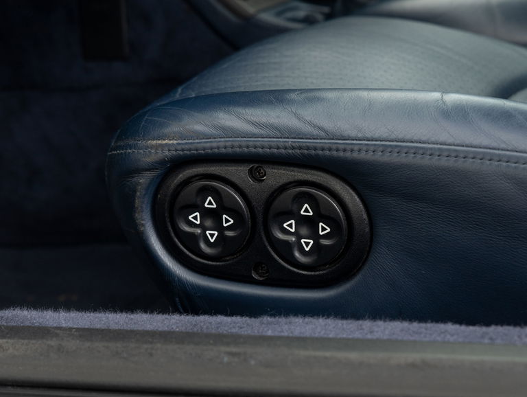 Porsche 993 Carrera 4S