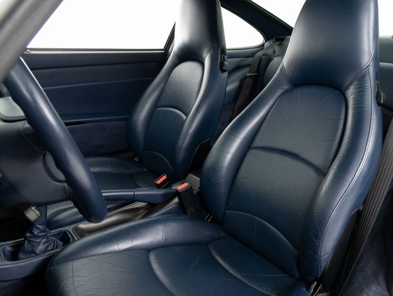 Porsche 993 Carrera 4S