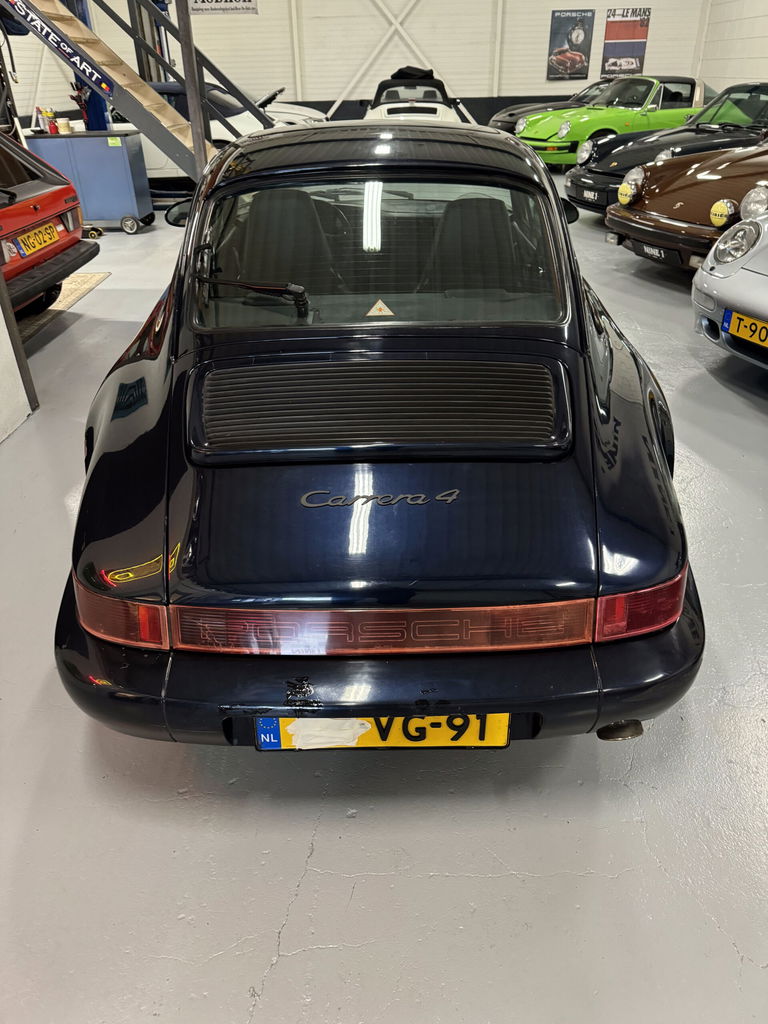 Porsche 964 Carrera 4