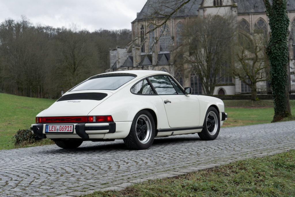 Porsche 911 SC