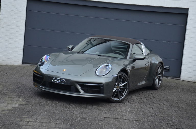 Porsche 992 Targa 4