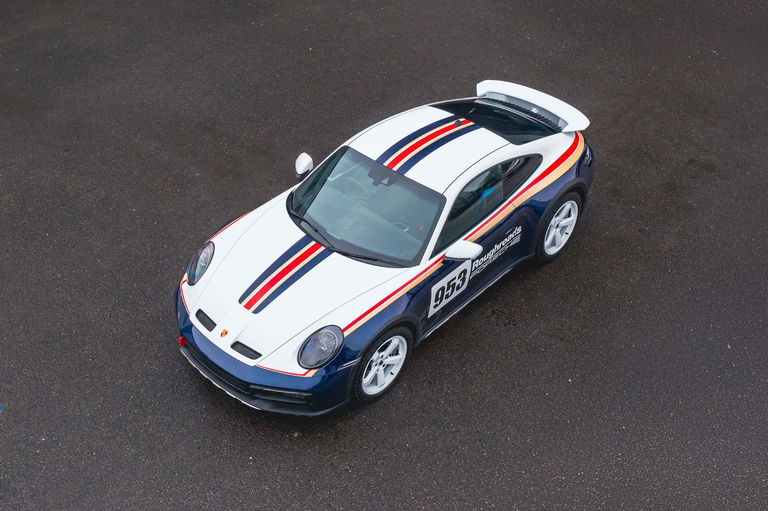Porsche 911 Dakar