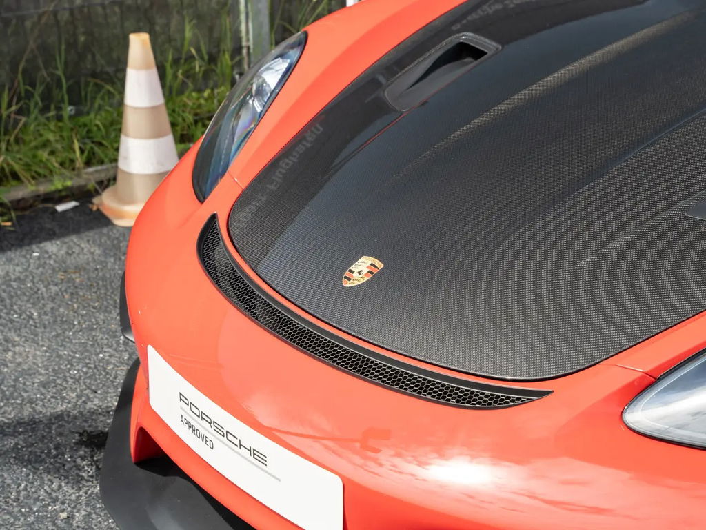 Porsche 718 Cayman GT4 RS