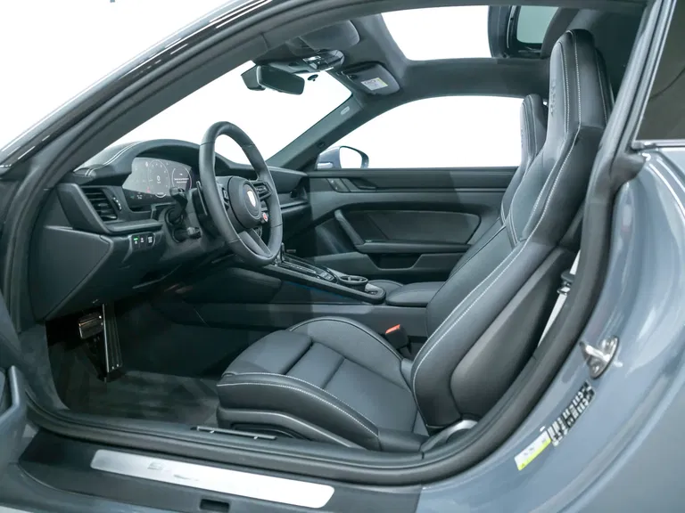 Porsche 992.2 Carrera