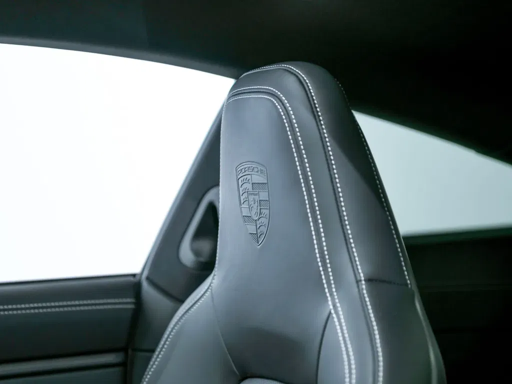 Porsche 992.2 Carrera