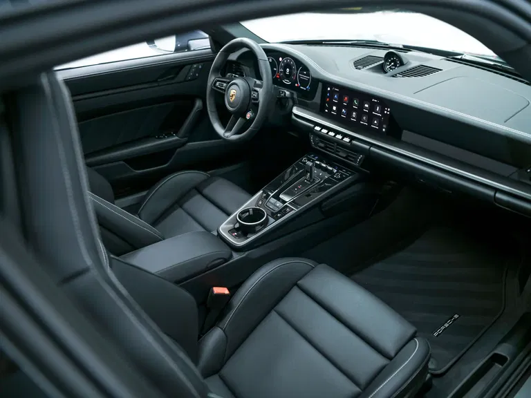 Porsche 992.2 Carrera