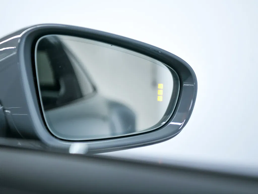 Porsche 992.2 Carrera