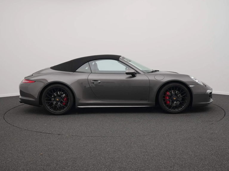 Porsche 991 Carrera 4 GTS