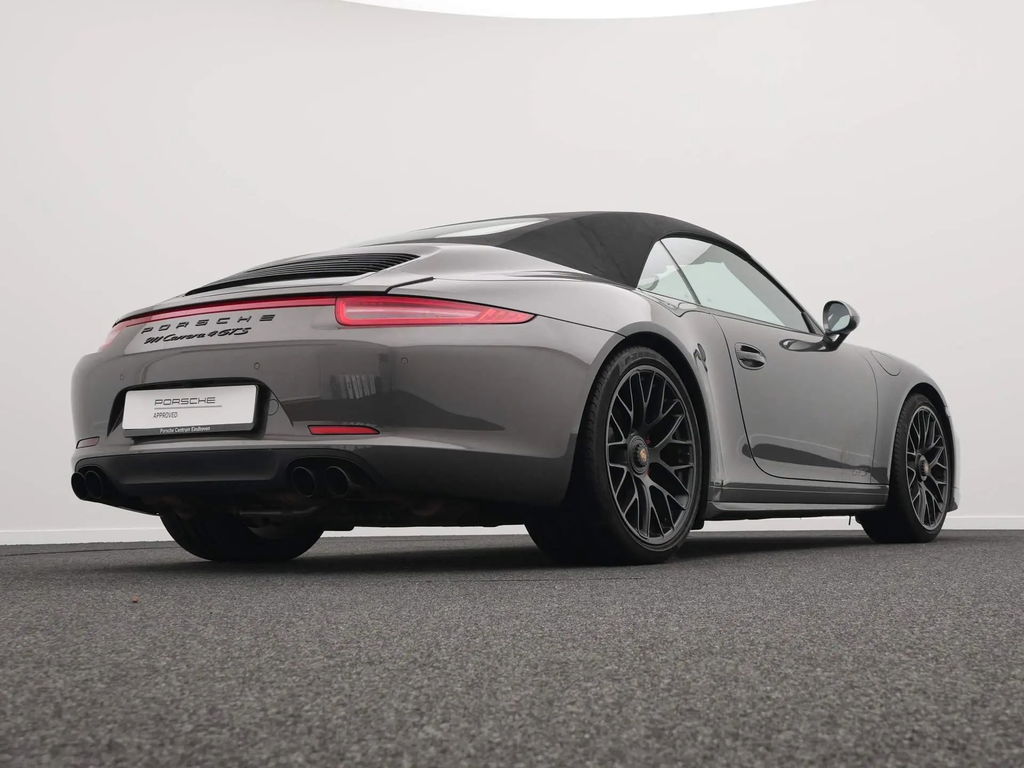Porsche 991 Carrera 4 GTS