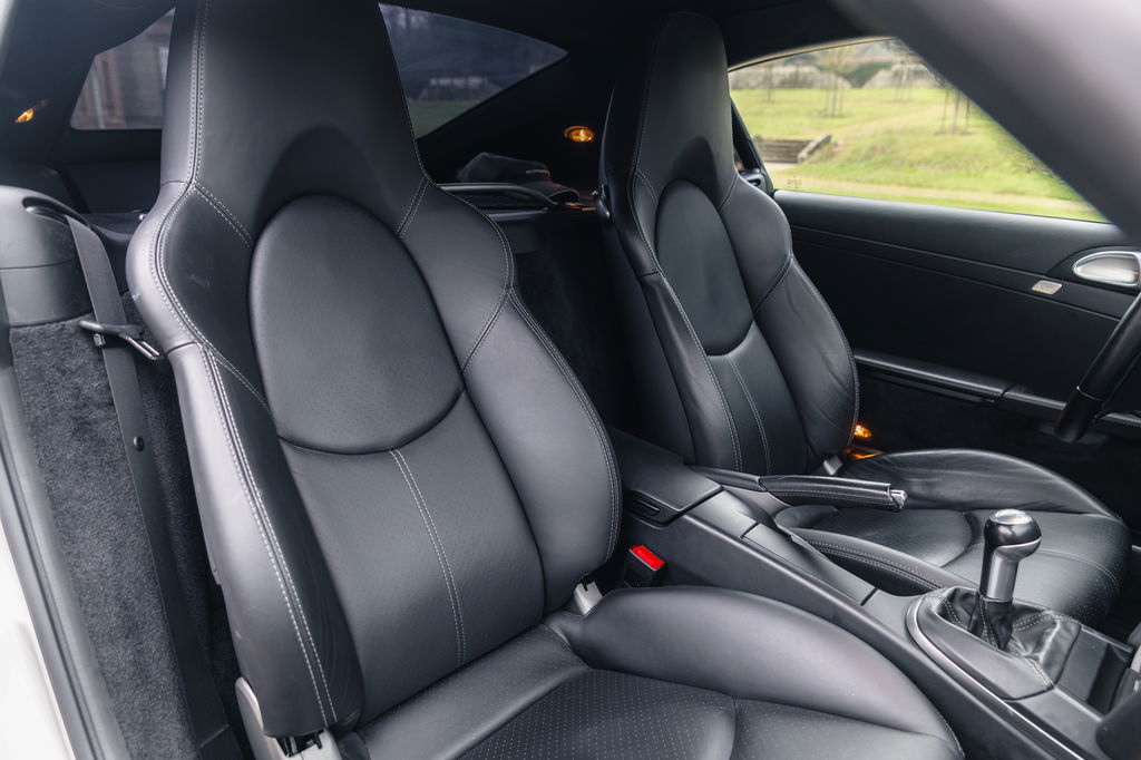 Porsche 987 Cayman S