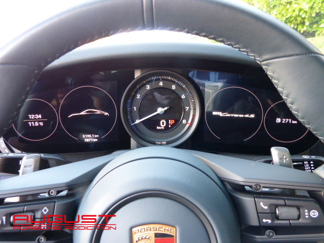 Porsche 992 Carrera 4S