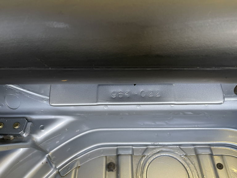 Porsche 964 Carrera 4 Lightweight