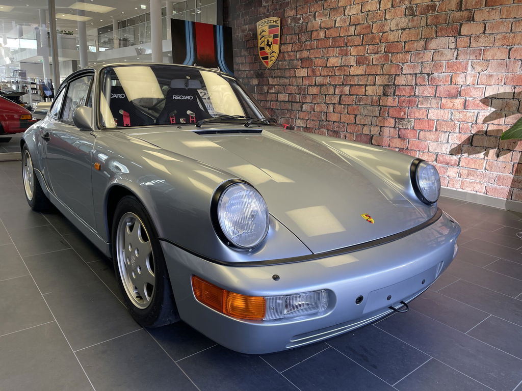 Porsche 964 Carrera 4 Lightweight