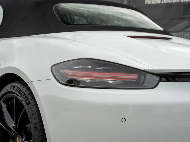 Porsche 718 Boxster
