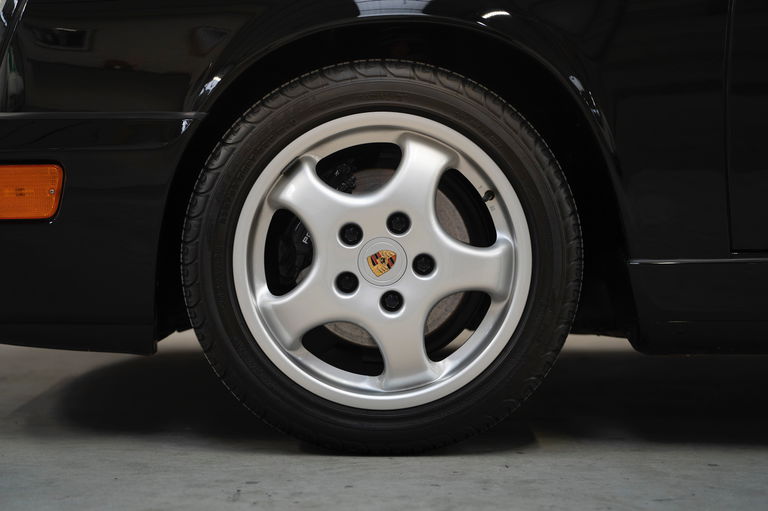 Porsche 964 Carrera 2 Speedster