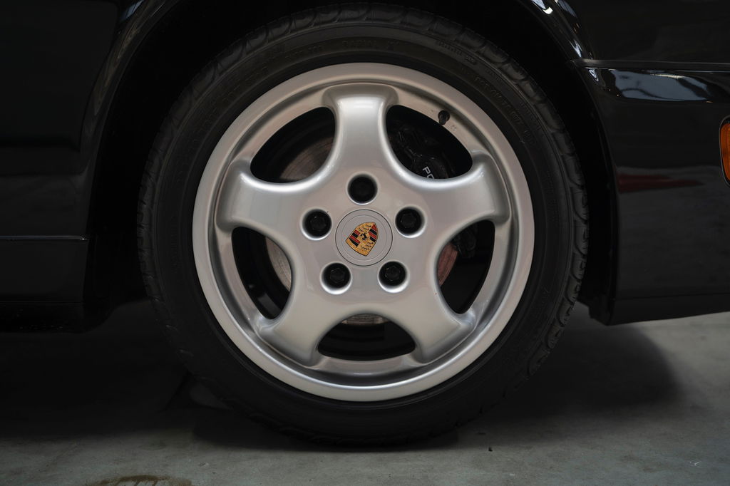 Porsche 964 Carrera 2 Speedster