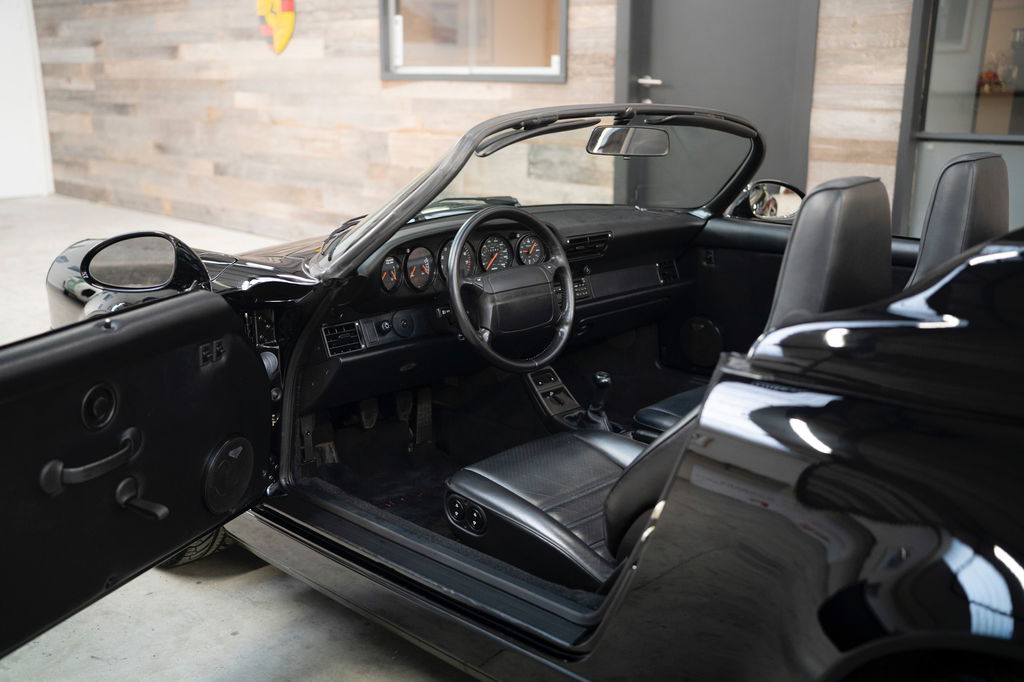 Porsche 964 Carrera 2 Speedster