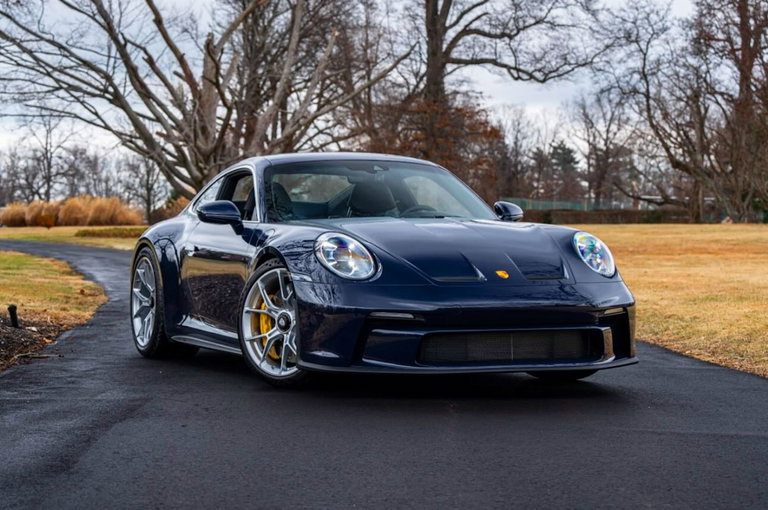 Porsche 992 GT3 Touring