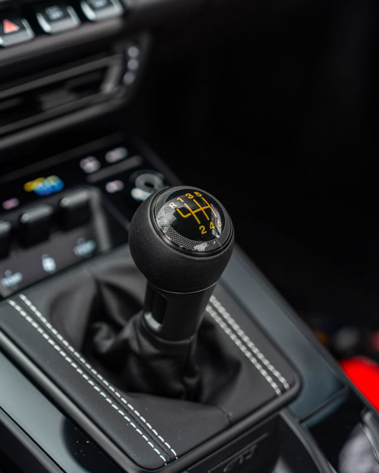 Porsche 992 GT3 Touring