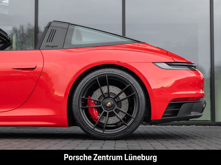 Porsche 992 Targa 4 GTS