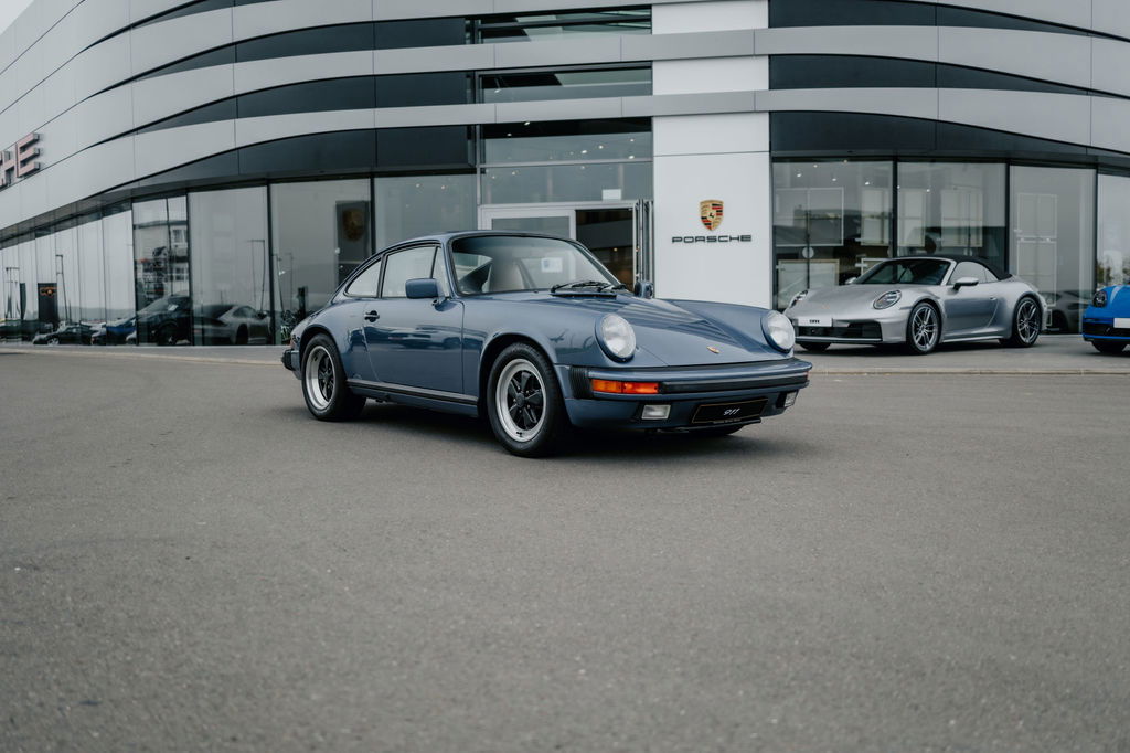 Porsche 911 Carrera 3.2