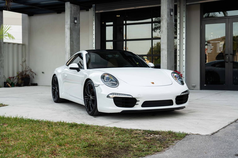 Porsche 991 Carrera
