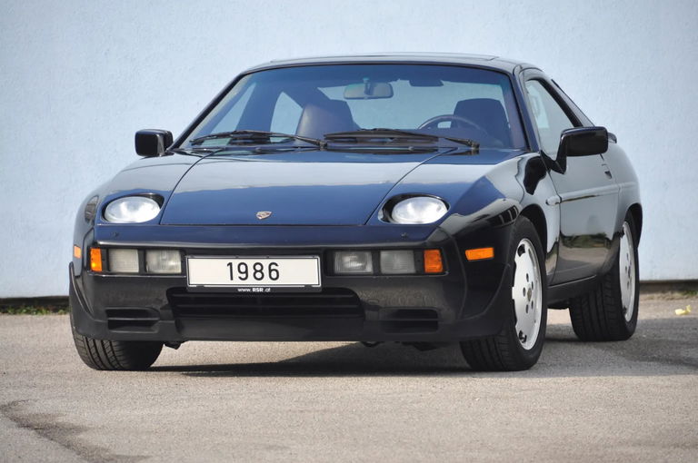 Porsche 928 S