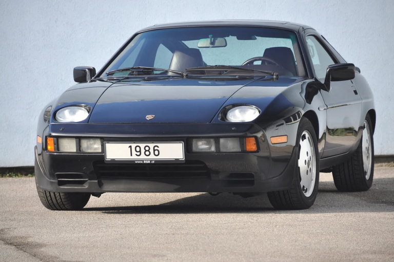 Porsche 928 S