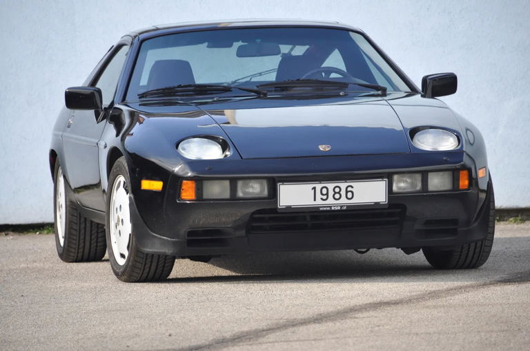 Porsche 928 S