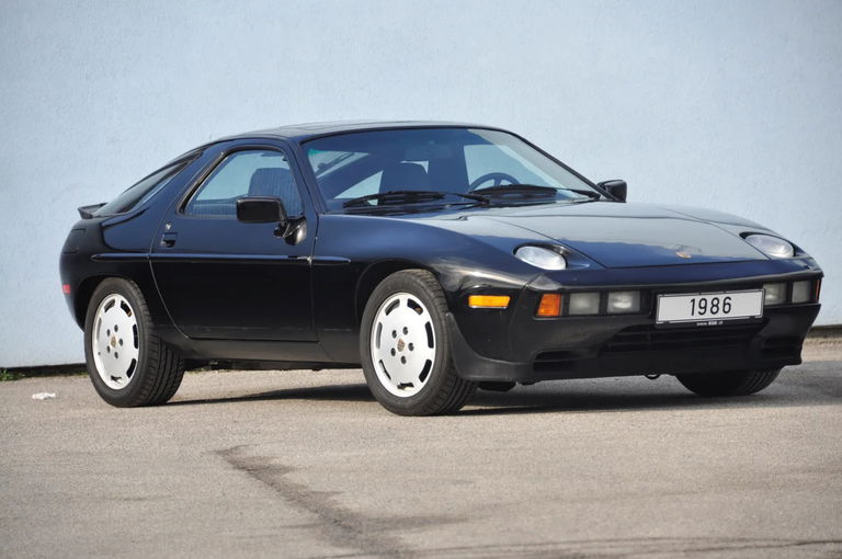 Porsche 928 S