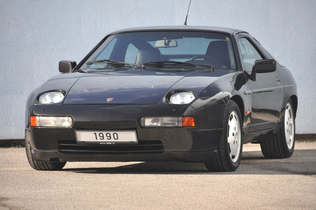 Porsche 928 S4