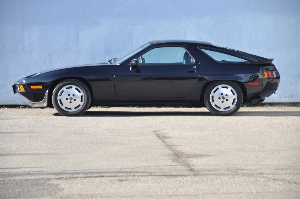Porsche 928 S